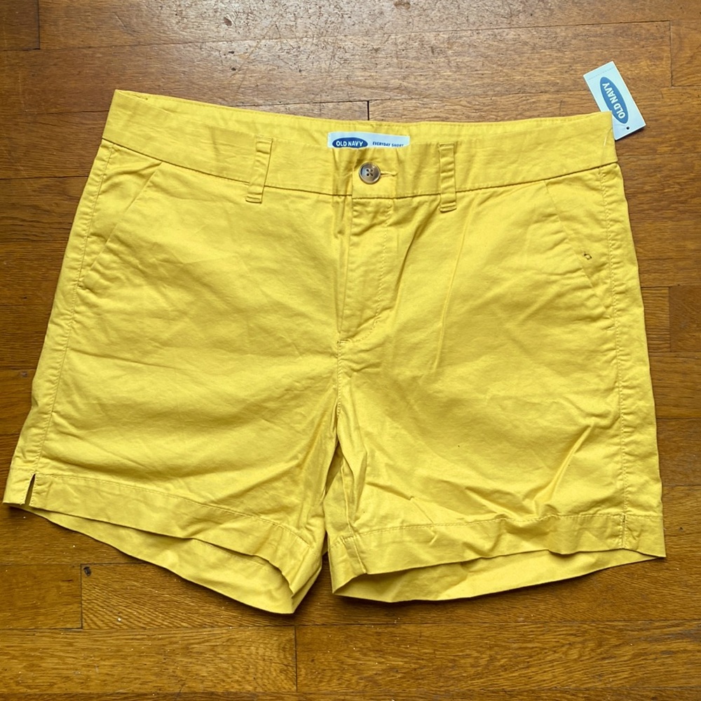 NWT Old Navy Everyday Chino Shorts